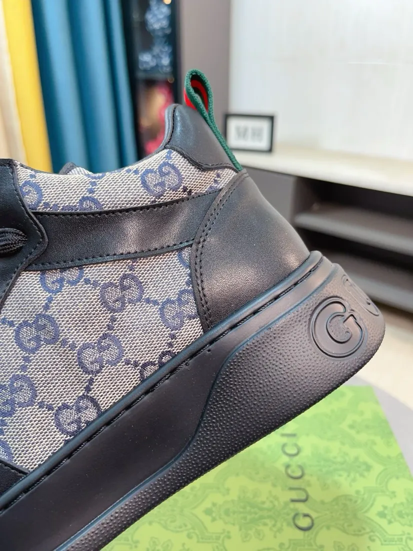 Factory price 438🌹🌹GUCCI [Gucci] New high-top men's shoes, a high-end brand, the latest fashionable casual men's shoes, trendy and versatile, relaxed and sporty style, uppers imported from Italy, first-layer cowhide, genuine leather lining, and ultra-fine workmanship. Original personalized fashionable rubber wear-resistant outsole, light and comfortable on the foot, size 38-44